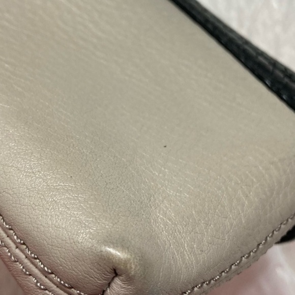 Kate spade black and creamy white leather bow crossbody bag - Picture 10 of 13